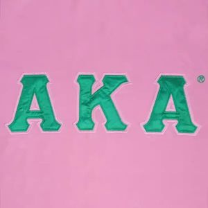 Camiseta Clásica Rosa de Satén con Letras Estampadas para Mujer, Top Gráfico Casual de Manga Corta, Ropa de Moda para Uso Diario, Prenda Elegante - Product Image 6