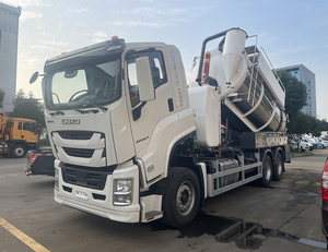 Camion-citerne ISUZU 6x4 <span class=keywords><strong>de</strong></span> 20 000 L à aspiration rapide et haute pression pour le <span class=keywords><strong>drainage</strong></span> des inondations et le nettoyage d'urgence des eaux usées - Product Image 2