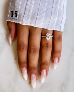 Anillo de Compromiso de Lujo con Diamante Cultivado en Laboratorio, Corte Pera, Oro Blanco de 14K, Halo Oculto, Anillo Solitario, Joyería de Boda con Diamante en Forma de Lágrima - Product Image 2