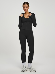 Ensemble de sport athlétique trois pièces sans couture Atlaset pour femme : soutien-gorge de yoga, leggings taille haute, veste d'entraînement – OEM ODM Marque Privée - Product Image 1