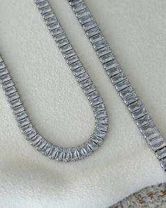 Cadena de tenis con diamantes más vendida, con piedras de corte redondo y acabado de alto brillo para fiestas, disponible a un precio razonable. - Product Image 1