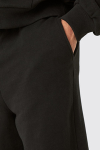 Shorts Bermuda Homme Noir Respirant en Maille Unie avec Logo Imprimé sur le Devant et Cordon de Serrage – Short Décontracté en Polyester/Coton - Product Image 5