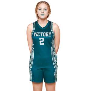 Ensemble d'uniformes de basketball imprimés pour femmes, logo personnalisé, numéro de joueur imprimé, uniforme de basketball pour femmes respirant et respectueux de l'environnement - Product Image 2
