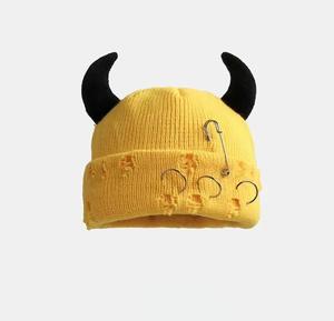 Chapeau d'hiver décontracté unisexe style punk en jacquard respirant et imperméable avec cache-oreilles, tricoté à la main, 100 % acrylique, couleur unie, réglable - Product Image 4
