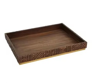 Plateau de service rectangulaire en bois fait main, design traditionnel, motif végétal gravé, avec poignées courbées, pour utilisation sur table. - Product Image 6