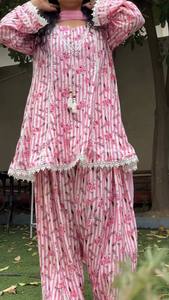 Tenue traditionnelle pour femmes, printemps-été, ensemble décontracté en coton khadi pur, broderie, ensemble coordonné pour femmes, motif floral - Product Image 5