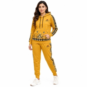 Conjunto deportivo moderno sublimado para mujer, chándales estampados para gimnasio, fitness, correr y estilo casual, chándales estampados para mujer - Product Image 4