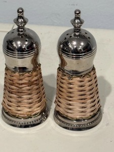 Rattan And Metal Seasoning Set Stylish Combination Of Rustic And Contemporary Tableware For Home And Cafe <b>Salt</b> And Pepper <b>Shaker</b> - Product Image 2