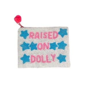 Pochette à monnaie personnalisée en perles de rocaille bel accessoire avec des caractéristiques à la mode surélevées sur Dolly - Product Image 1