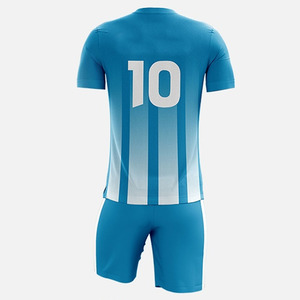 Uniformes de football en gros, 100% polyester, design personnalisé, fabriqués par FIT FRONT industries, disponibles dans toutes les couleurs - Product Image 6