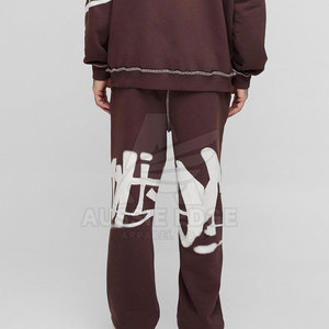 Conjunto Deportivo para Hombre, Sudadera con Capucha Marrón, Manga Larga, Corte Holgado, Pantalones de Algodón con Estampado Blanco y Cordón Ajustable - Product Image 6
