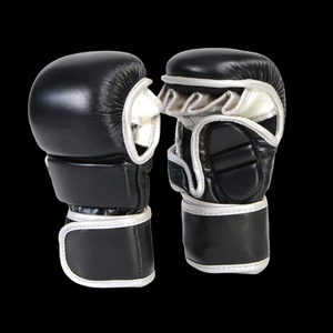ถุงมือ MMA คุณภาพสูงสุด ดีไซน์พิเศษ ผลิตตามสั่ง สำหรับนักต่อสู้ MMA มืออาชีพ พร้อมโลโก้และดีไซน์ตามต้องการ - Product Image 2