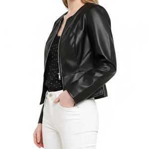 เสื้อแจ็คเก็ตหนังแกะแท้สำหรับผู้หญิง ขายส่ง มีกระเป๋าและทรงครอป - Product Image 3