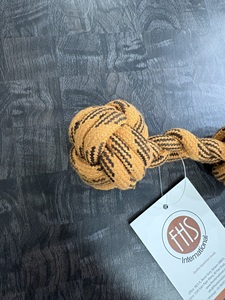Juguete Masticable para Perro con Diseño de Conejo Gris y Patrón de Vaca, Tamaño Mediano, Estilo Adorable, Duradero, para Uso en Interiores, Operación Manual - Product Image 3