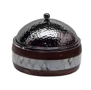 Plat de service de luxe en acier inoxydable martelé avec couvercle, chauffe-plat décoratif pour buffet et traiteur, idéal pour l'hôtellerie - Product Image 2