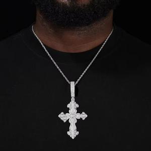 Colgante de Cruz de Lujo con Diamante Moissanita, Plata de Ley 925, Flor de Lis, Joyería Religiosa Hip Hop - Product Image 2