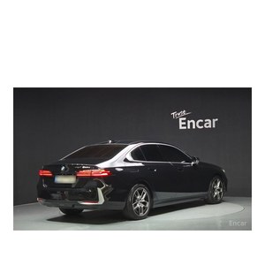 BMW Serie 5 523d 2023, 43.431 km, Diésel, Caja de Cambios Automática, Asientos de Cuero, Volante a la Izquierda, Cámara Trasera - Product Image 2