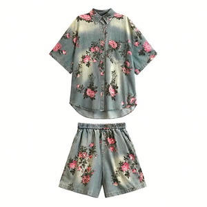 Ensemble 2 pièces pour femmes, imprimé floral, chemise à manches courtes, short à taille élastique, coupe ample décontractée, tenue en coton pour le printemps et l'été - Product Image 1