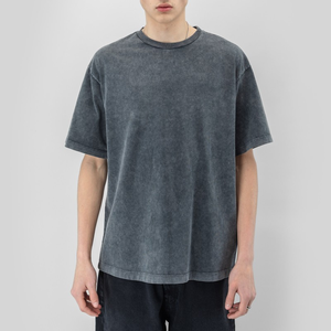 Camiseta Boxy Fit Corta con Logo Personalizado, Alta Calidad, 240 Gsm, 100% Algodón, Lisa, Batik, Hombros Caídos, Lavado Ácido, para Hombre - Product Image 3