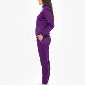 Ensemble de survêtement moderne pour femme, coupe décontractée, vêtements de sport avec fermeture éclair et coutures durables pour activités intérieures et extérieures - Product Image 6