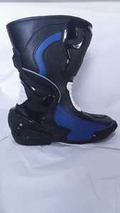 Botas de Motociclismo, Botas de Cuero Blindadas para Motociclistas, con Cremallera Lateral, Suela Antideslizante, Botas de Turismo para Hombre y Mujer - Product Image 5