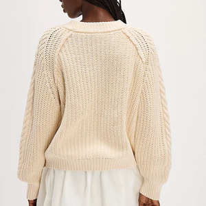 Custom Logo Women's Cream Cable Knit Pullover Sweater Crew Neck Puff Sleeve Thick Wool Hand Knitted Winter Casual Style Sweater - Product Image 2