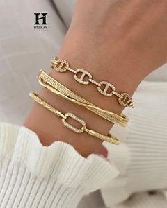 Pulsera de eslabones Mariner con pavé completo de oro amarillo de 14K y diamantes cultivados en laboratorio de corte redondo, tipo cadena de ancla - Product Image 2