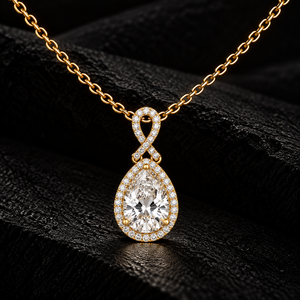 จี้เพชรทรงลูกแพร์เพาะเลี้ยงในห้องปฏิบัติการ ทองคำแท้ 14K 18K ประดับเพชรแบบ Halo Pave  น้ำหนักรวม 4.35 กะรัต DEF VVS รับรองโดย IGI สร้อยคอสำหรับงานแต่งงาน ODM - Product Image 1