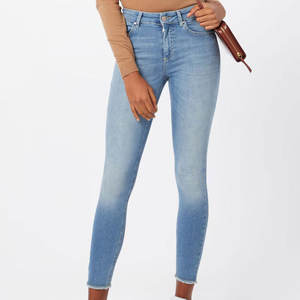 Pantalons en denim extensible de haute qualité pour femmes, logo personnalisé et marque privée – Fabrication OEM - Product Image 4