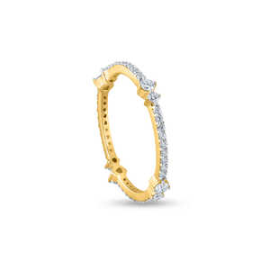 Anillo de banda de diamantes de oro elegante y apilable Purecarat Diseño lujoso y elegante - Product Image 3