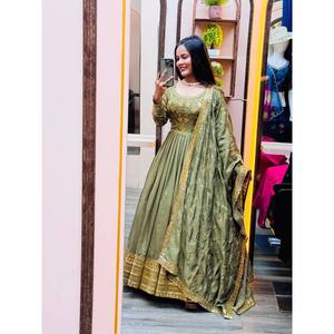 Fancy Beautiful Party Wear Vestido de noche con Dupatta - Product Image 3