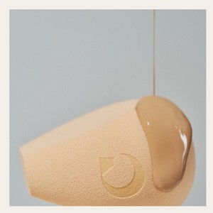 Base de maquillaje coreana cremosa Preciali K-Beauty Crystal Vegan BB Cream 40ml Hecho en Corea, maquillaje CC con protector solar para el rostro - Product Image 6