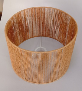 Pantallas de lámpara de tambor de diseño único en forma de arpa para lámparas colgantes y candelabros con alambre de hierro personalizado para hoteles y restaurantes - Product Image 5