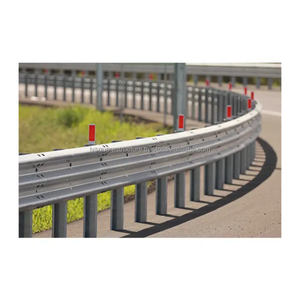 Barrière de sécurité routière en acier galvanisé en forme de W pour la protection des routes et des autoroutes - Product Image 1