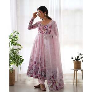 ชุดอานาร์กาลี รามา ไซส์ XS น้ำหนัก 900 กรัม โดย Aayna Clothing - Product Image 3