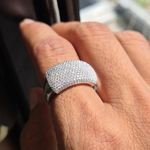 Anillo de banda pavé para hombre con diamante redondo de moissanita, plata 925 original, estilo hip hop, para fiesta, regalo para amigos - Product Image 1