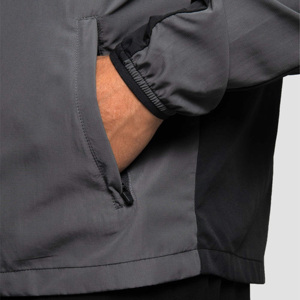Blouson Bomber Homme Noir et Gris à Panneaux, à Capuche, Manches Longues, Motif Color Block, Vêtement d'extérieur Décontracté d'Hiver, LOGO Personnalisé - Product Image 6