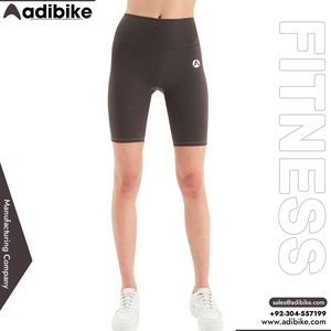 Shorts de compression pour femmes, très demandés, pour la gym et le fitness, avec couleurs personnalisables, respirants et ceinture décorative à rayures avec logo. - Product Image 2