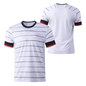 Maillot de football personnalisé pour équipe, sublimé, à séchage rapide, respirant, en polyester, pour entraînement et matchs de club - Product Image 2