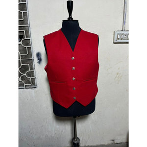เสื้อแจ็คเก็ตคิลท์ขนสัตว์สีแดงรุ่นขายดีอันดับต้นๆ ของ Ventoria Enterprises พร้อมเสื้อกั๊ก 5 กระดุม ขายส่งจากโรงงาน - Product Image 5