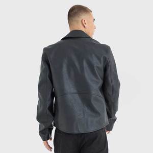 Chaqueta de cuero genuino para hombre con cierre de cremallera y detalle de cinturón, para otoño e invierno. - Product Image 4
