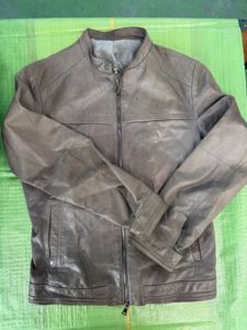 Ropa Usada: Chaqueta de Cuero para Adulto - Product Image 3