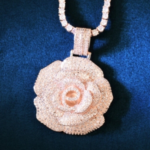 Colgante de Rosa Totalmente Cubierto de Diamantes - Colgante de Moissanita de Plata 925 de Alta Gama, Colgante Hip Hop Brillante, Joyería Elegante para Uso Diario - Product Image 3