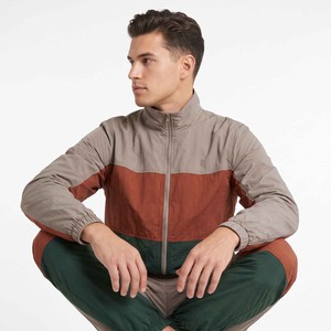 Custom Lightweight Sportswear Set for Men Windbreaker <b>Jacket</b> Nylon Hoodie and Pant Set Windproof Tracksuit - Product Image 3