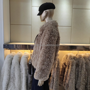 Veste en peau de mouton bouclée à la mode pour femmes, style Toscane, courte, avec ceinture à boucle en cuir, veste en laine chaude pour l'hiver - Product Image 3