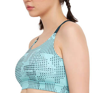 Soutien-gorge de sport axé sur le confort, avec matière douce et respirante et un maintien solide pour une utilisation quotidienne active - Product Image 3