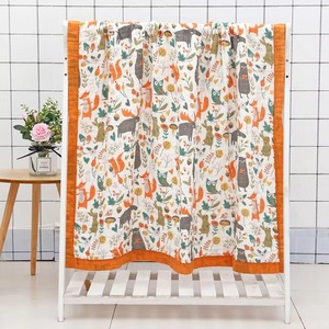 Couverture portable en coton imprimée dinosaure, douce et respectueuse de la peau, pour bébé - Product Image 6