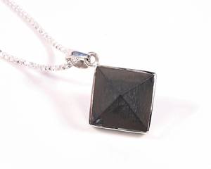 Colgante de espinela negra natural con cadena de plata de ley 925 – Collar de piedras preciosas facetadas para mujer y hombre |   Proveedor de Joyería al por Mayor - Product Image 4