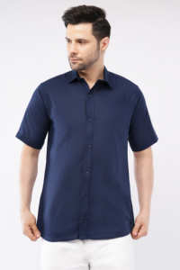 Chemise en coton bleue à manches courtes pour homme, coupe décontractée, boutonnée, respirante, idéale pour l'été, avec col ouvert - Product Image 5