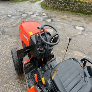 Tractor de Ruedas 4x4 Premium B2650 con Bomba y Motor de Alta Calidad que Ofrece un Rendimiento Excepcional para la Agricultura Francesa - Product Image 2